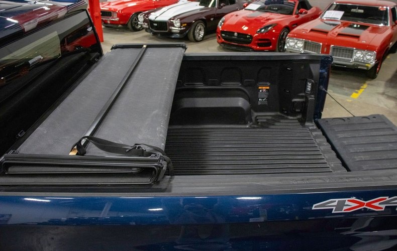 2023 Chevrolet Silverado - photo 17