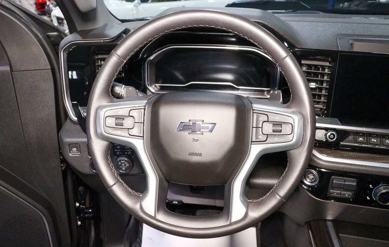 2022 Chevrolet Silverado - photo 13