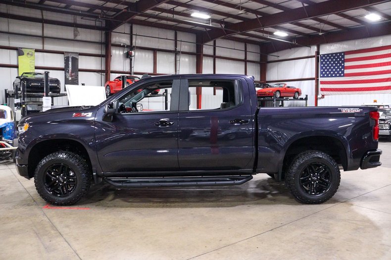 2022 Chevrolet Silverado - photo 5