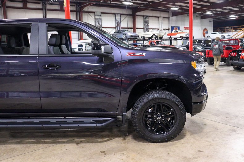 2022 Chevrolet Silverado - photo 9