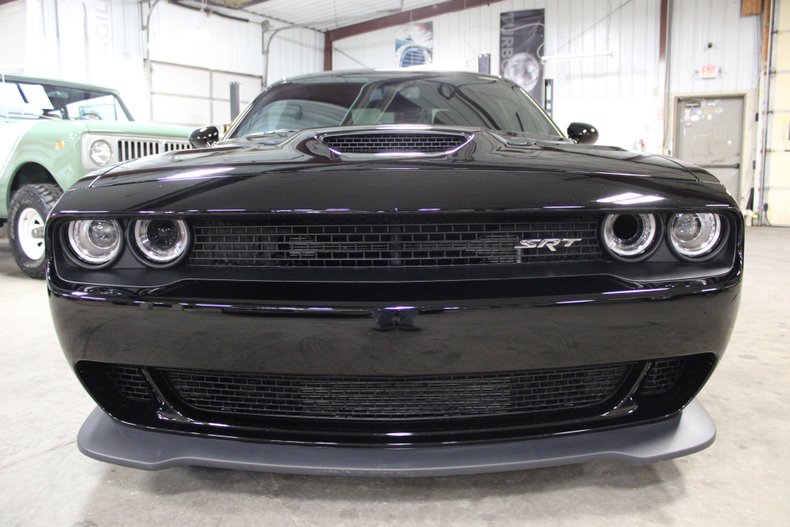 2017 Dodge Challenger SRT Hellcat - photo 2