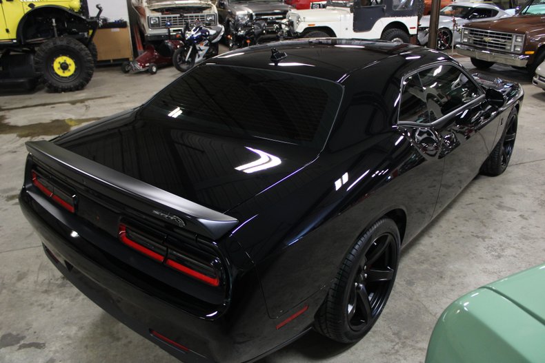 2017 Dodge Challenger SRT Hellcat - photo 4