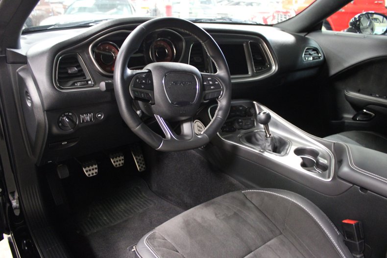2017 Dodge Challenger SRT Hellcat - photo 10