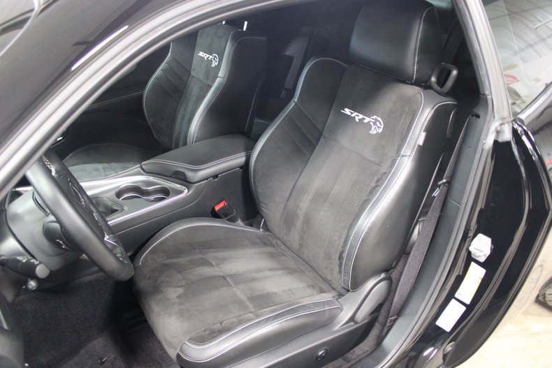 2017 Dodge Challenger SRT Hellcat - photo 11
