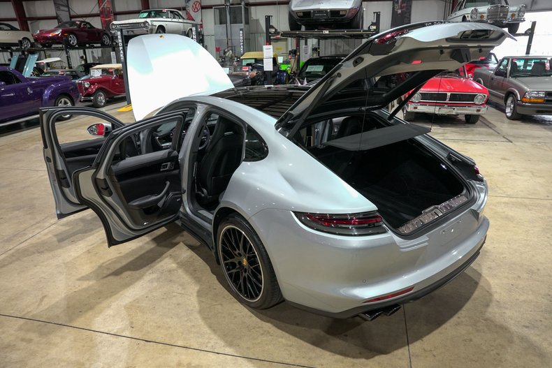 2018 Porsche Panamera - photo 15