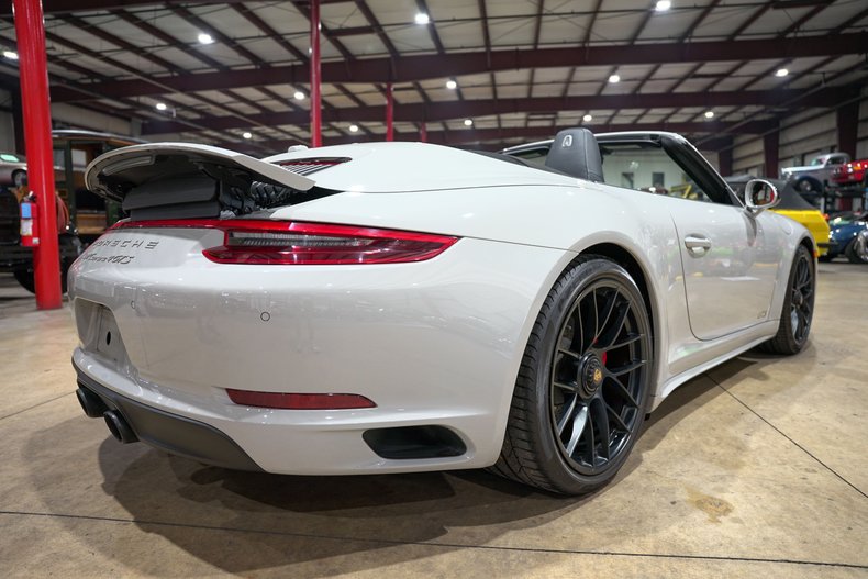 2018 Porsche 911 - photo 7