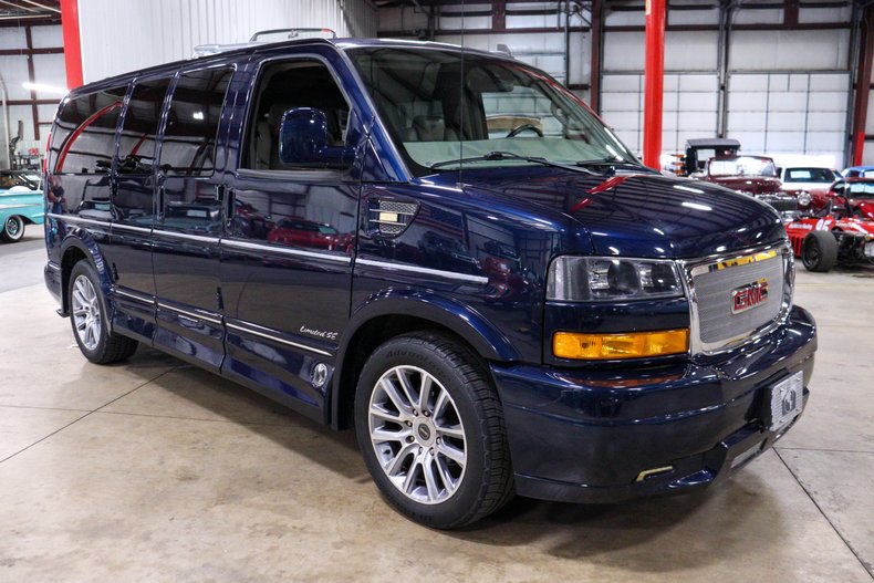 2020 GMC Savana - photo 5