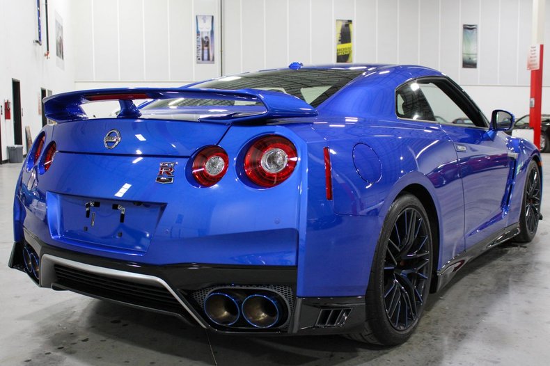 2020 Nissan GT-R - photo 4