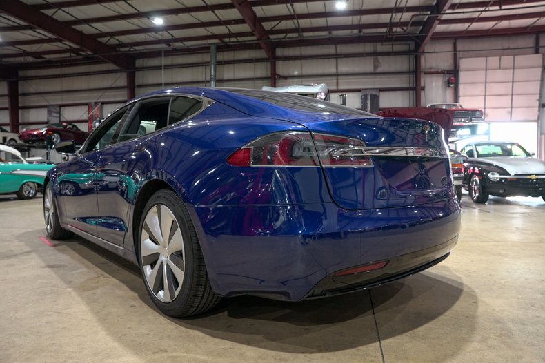 2021 Tesla Model S - photo 2