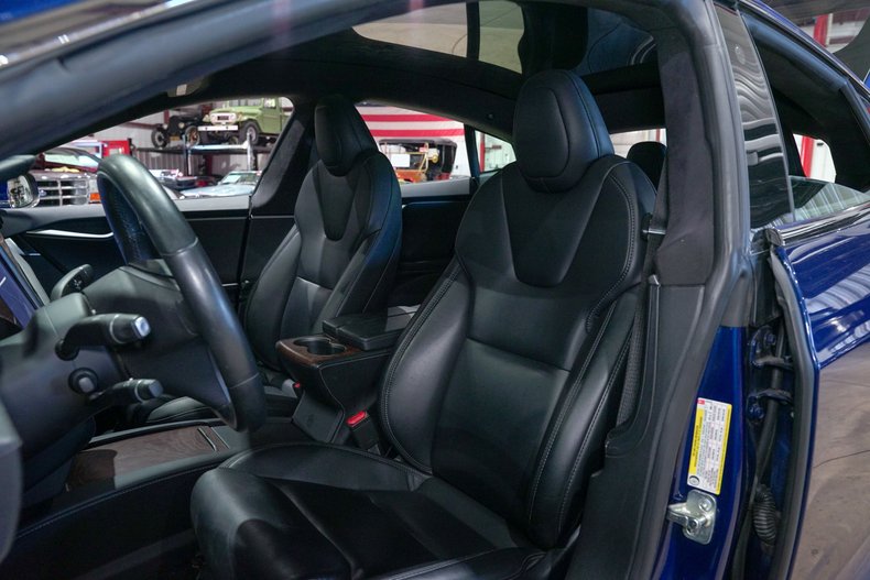 2021 Tesla Model S - photo 13