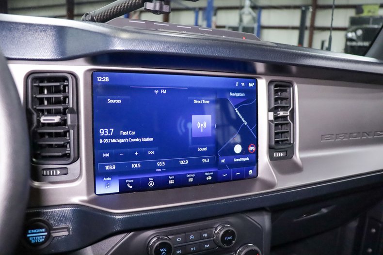 2021 Ford Bronco - photo 14