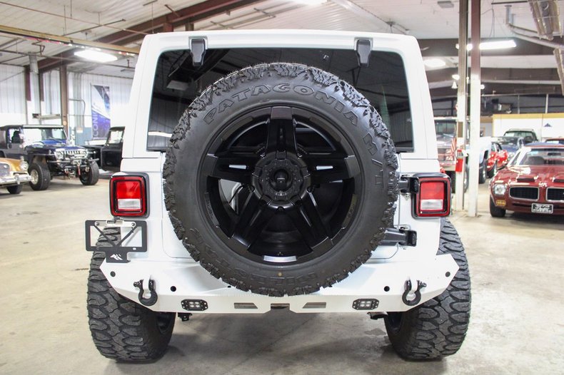 2021 Jeep Wrangler - photo 4