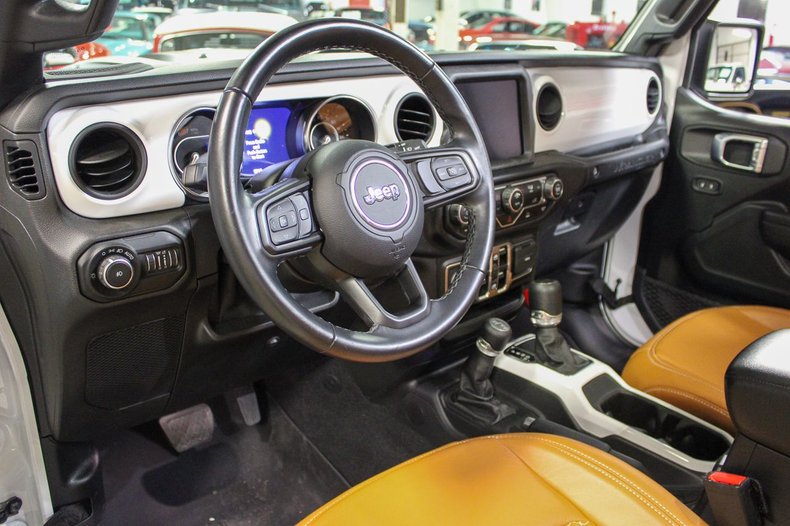 2021 Jeep Wrangler - photo 13