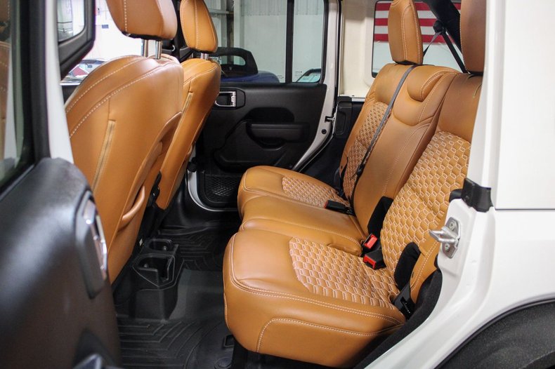 2021 Jeep Wrangler - photo 16