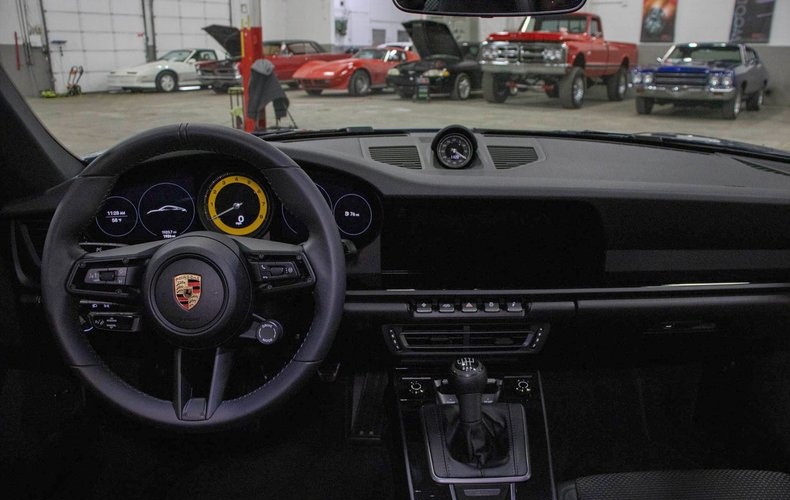 2024 Porsche 911 - photo 10