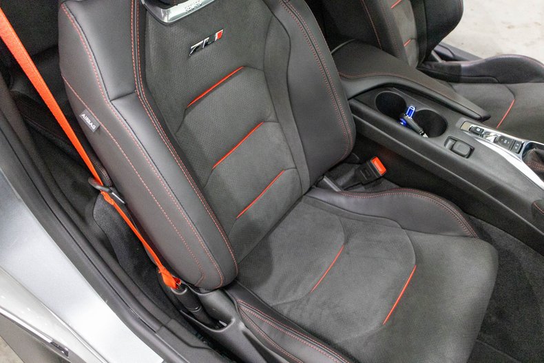 2024 Chevrolet Camaro - photo 11
