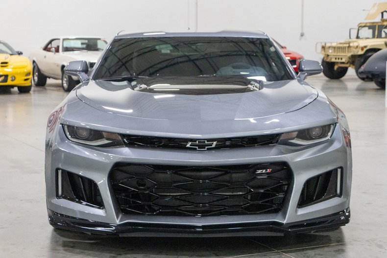 2024 Chevrolet Camaro - photo 5