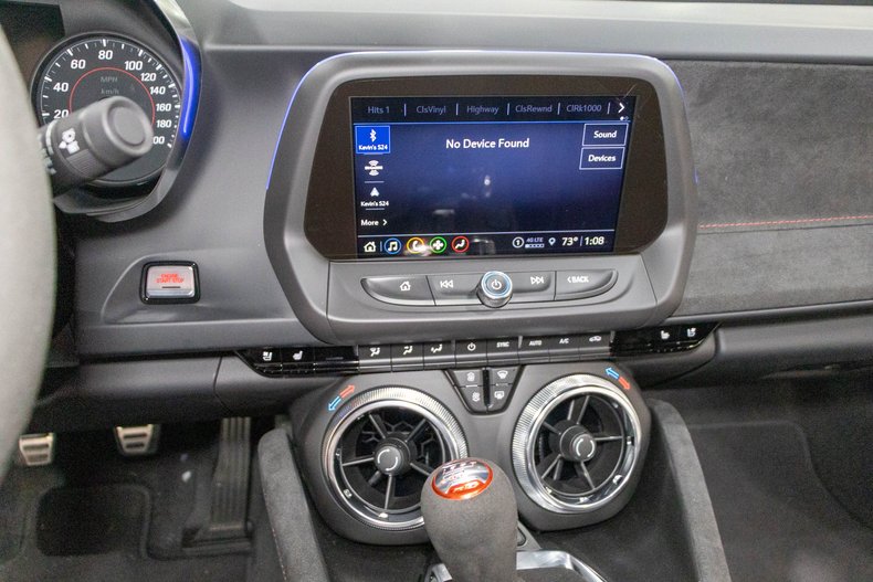 2024 Chevrolet Camaro - photo 13