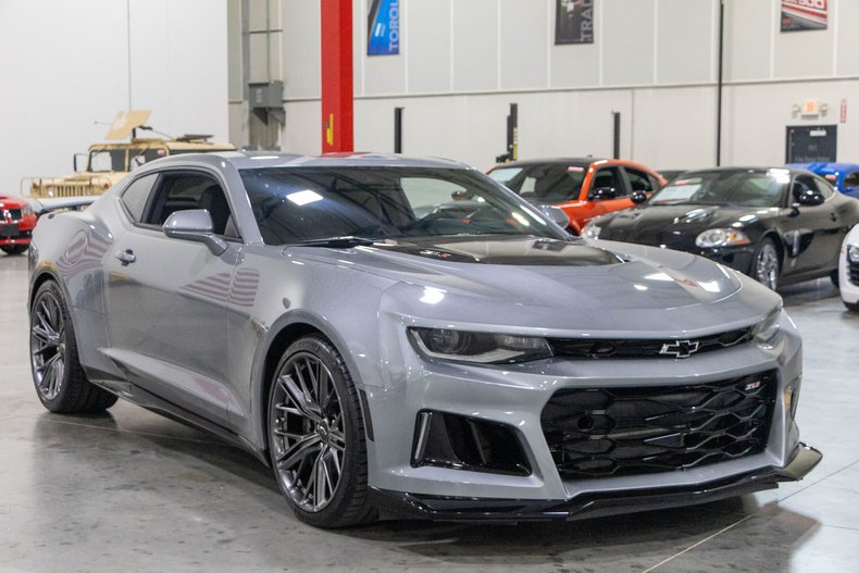 2024 Chevrolet Camaro - photo 7